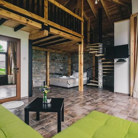 Завоя Hotel Krushuna Buitenkant foto